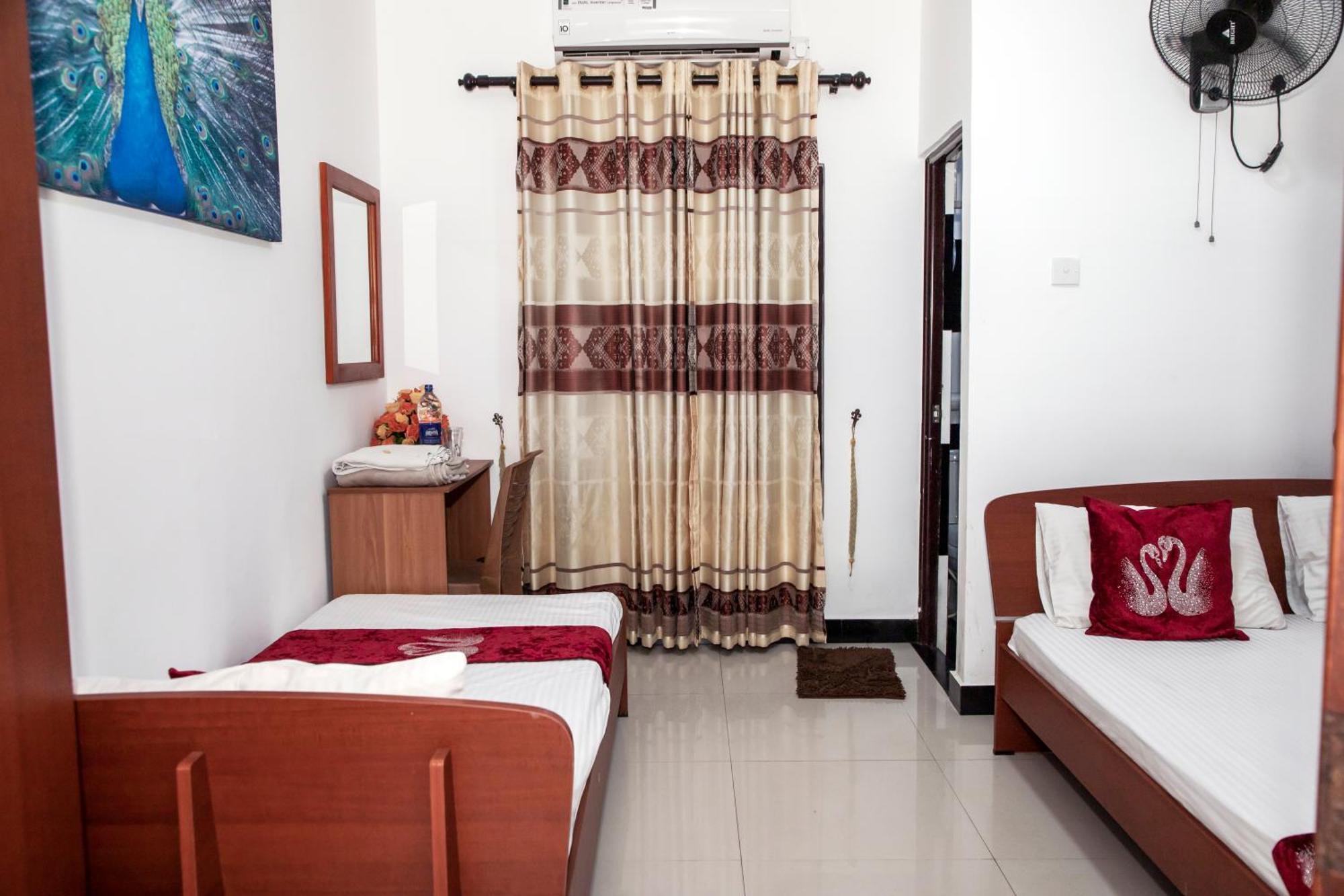 Golden Star Guest House Jaffna Exterior foto