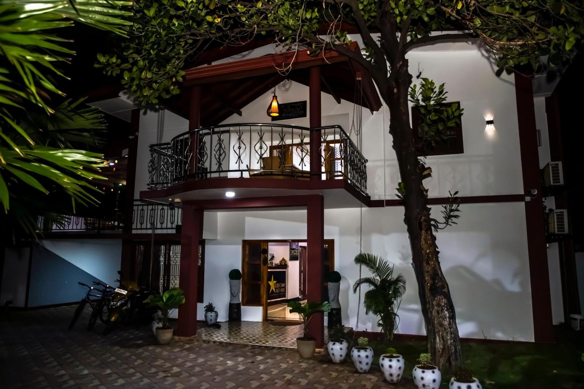 Golden Star Guest House Jaffna Exterior foto